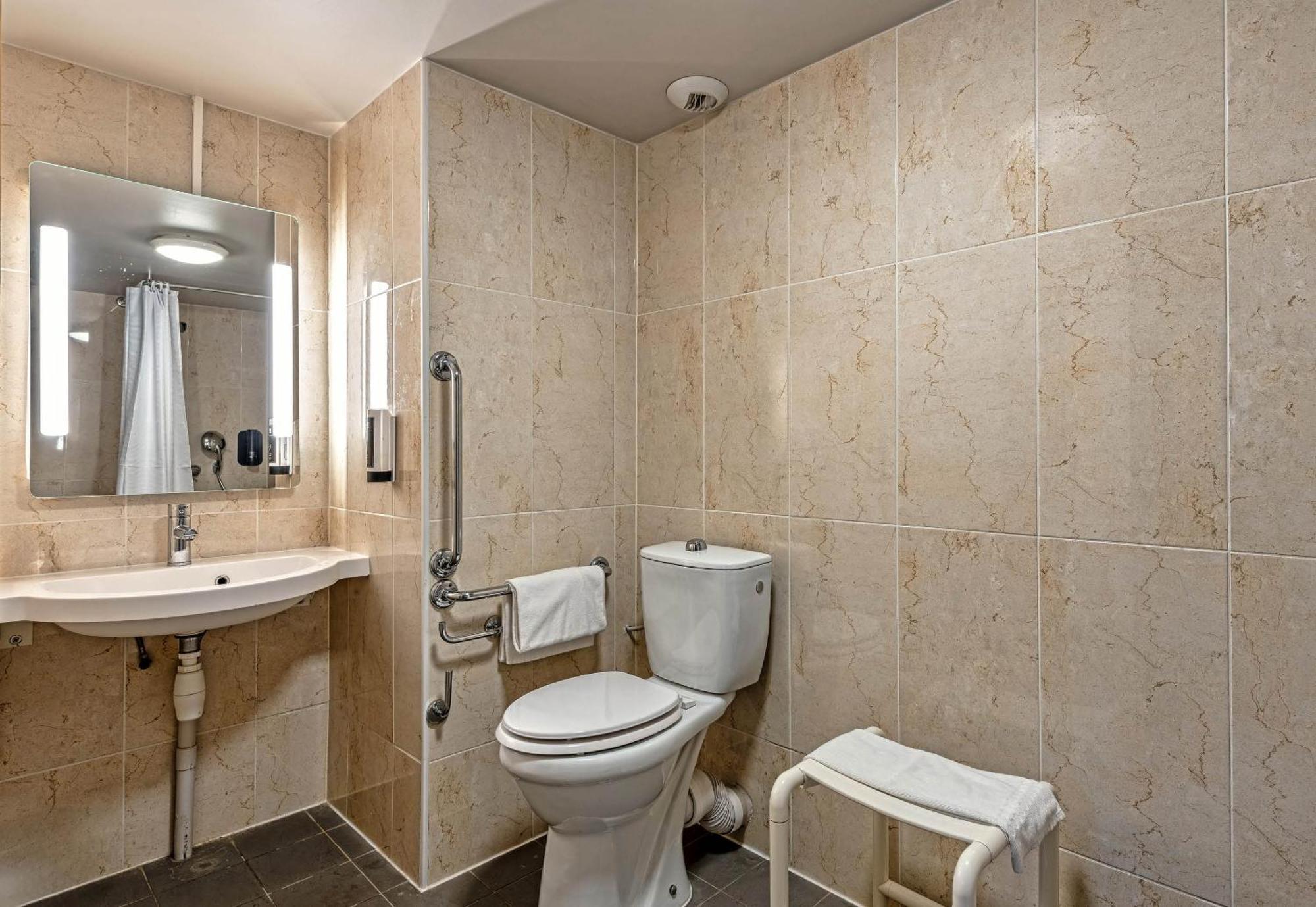 B&B Hotel Quimper Nord Douarnenez Eksteriør billede